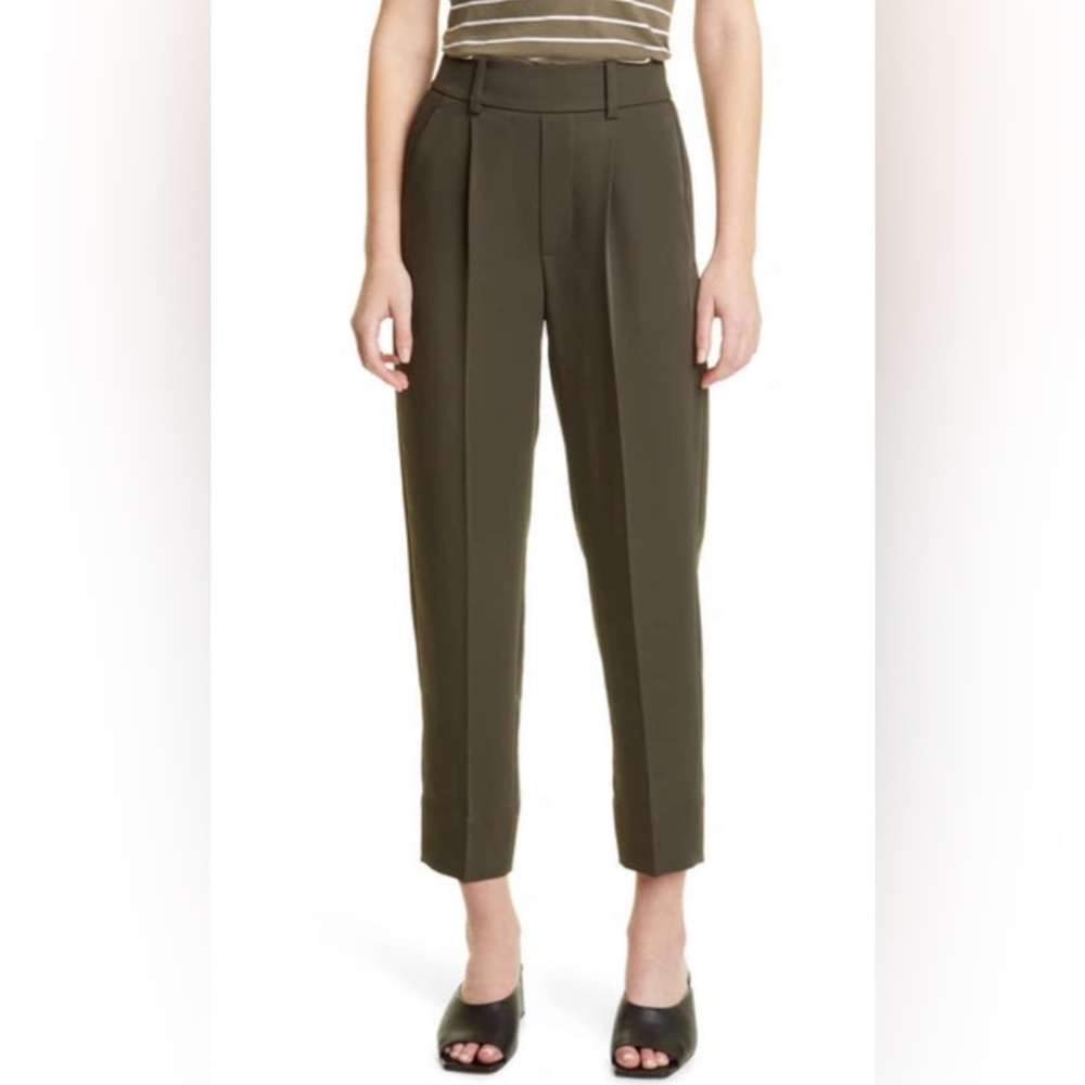 Vince easy pull on cropped dress pants - in hunter green - color of the season